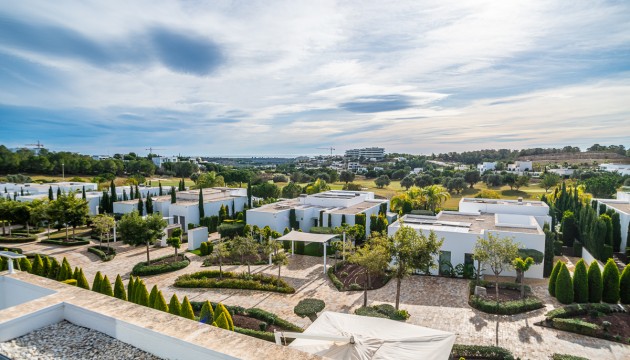 Перепродажа - отдельная вилла - Las Colinas Golf