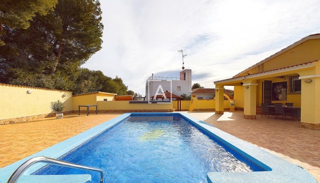 Videresalg - Detached Villa - Pinar de Campoverde