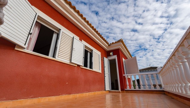 Перепродажа - отдельная вилла - Torrevieja - Nueva Torrevieja - Aguas Nuevas