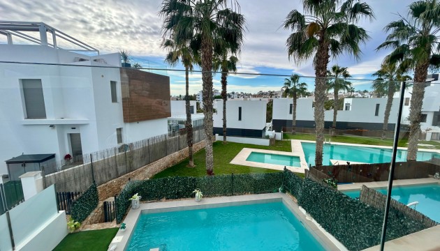 Herverkoop - Detached Villa - Orihuela Costa - Villamartín