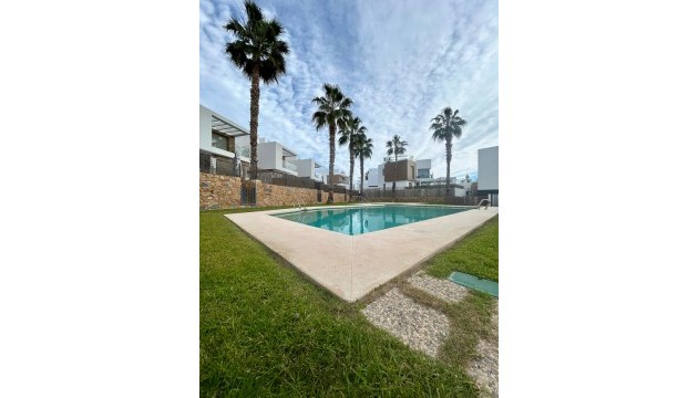 Herverkoop - Detached Villa - Orihuela Costa - Villamartín