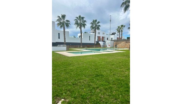 Herverkoop - Detached Villa - Orihuela Costa - Villamartín