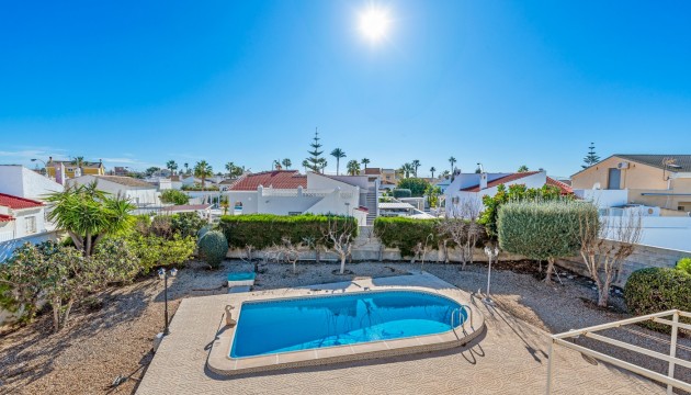 Videresalg - Detached Villa - Torrevieja - La Siesta - El Salado -  Torreta