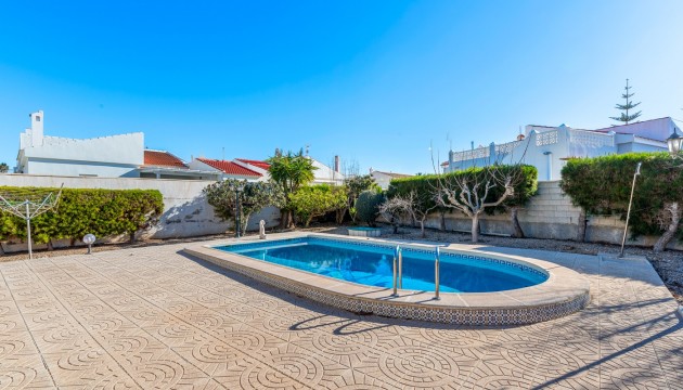 Videresalg - Detached Villa - Torrevieja - La Siesta - El Salado -  Torreta