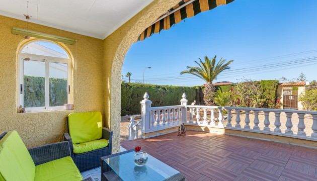 Videresalg - Detached Villa - Torrevieja - La Siesta - El Salado -  Torreta