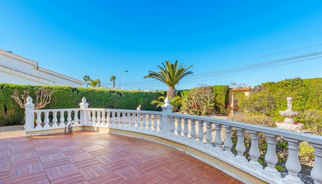 Videresalg - Detached Villa - Torrevieja - La Siesta - El Salado -  Torreta