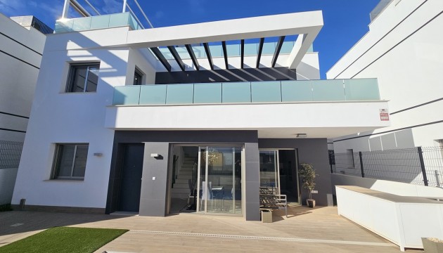 Resale - Detached Villa - Orihuela Costa - Villamartín