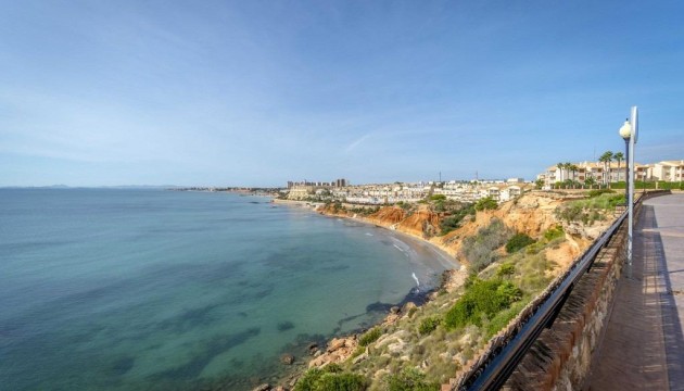 Resale - Apartment - Orihuela Costa - Cabo Roig