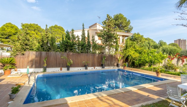 Resale - Detached Villa - Torrevieja - Dehesa de Campoamor