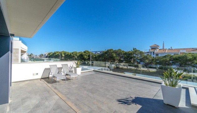 Videresalg - Detached Villa - Orihuela Costa - Campoamor