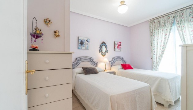 Begagnad - Bungalow - Orihuela Costa - La Zenia