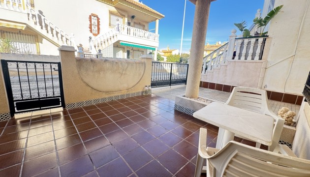 Wiederverkauf - Apartment - Orihuela Costa - La Zenia