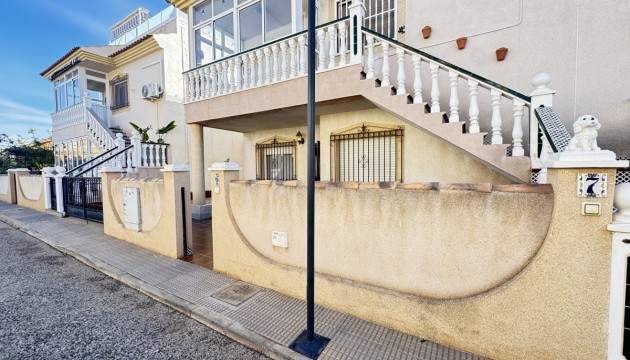 Wiederverkauf - Apartment - Orihuela Costa - La Zenia