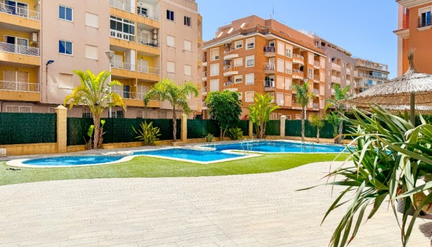 Herverkoop - Apartment - Torrevieja