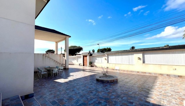 Begagnad - Fristående Villa - Torrevieja - Los Balcones - Los Altos del Edén