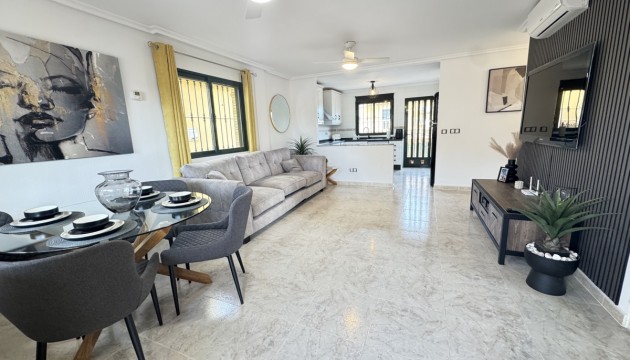 Begagnad - Fristående Villa - Orihuela Costa - Villamartín