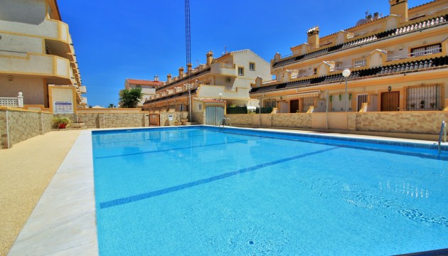 Resale - Townhouse - Orihuela Costa - Playa Flamenca