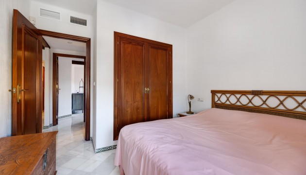 Resale - Apartment - Torrevieja - PLAYA LOS LOCOS