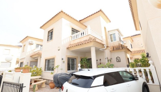 Begagnad - Fristående Villa - Orihuela Costa - Playa Flamenca