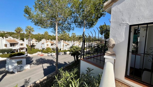 Videresalg - Detached Villa - Orihuela Costa - Villamartín