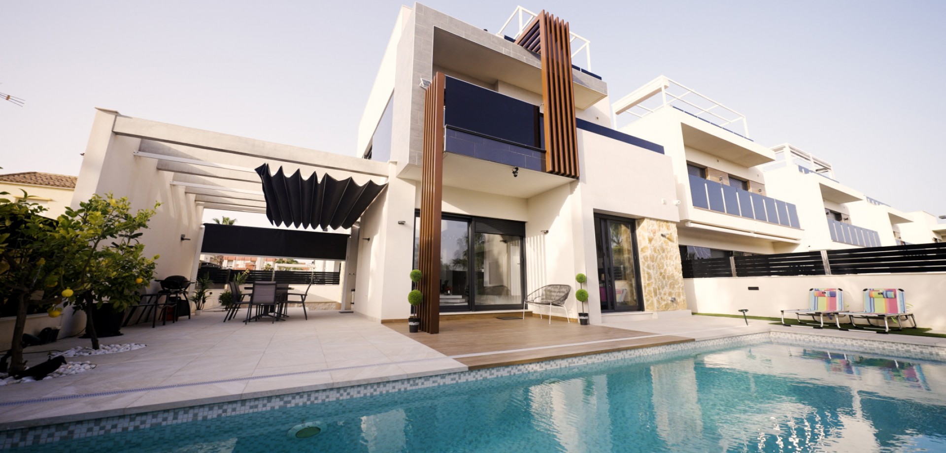 House in La Zenia - view 1