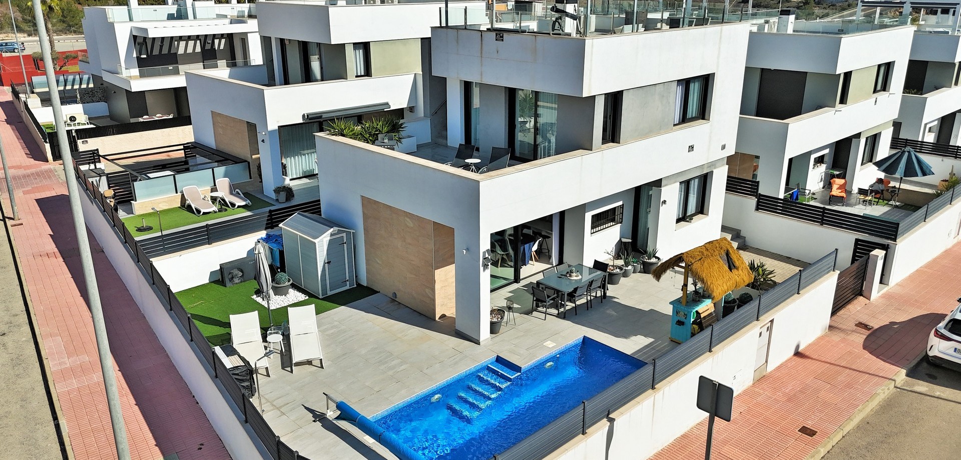 House in Urbanizacion los Balcones - view 1