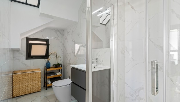 Перепродажа - отдельная вилла - Los Montesinos