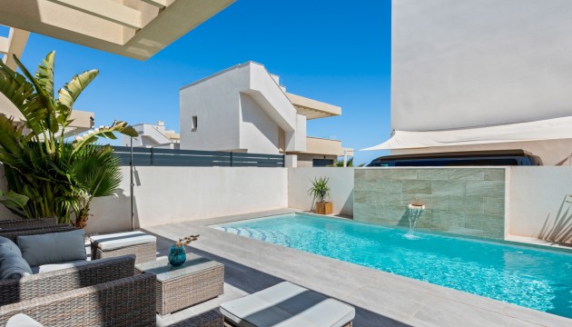 Перепродажа - отдельная вилла - Los Montesinos