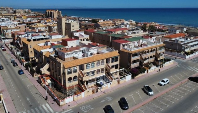 Resale - Bungalow - Torrevieja