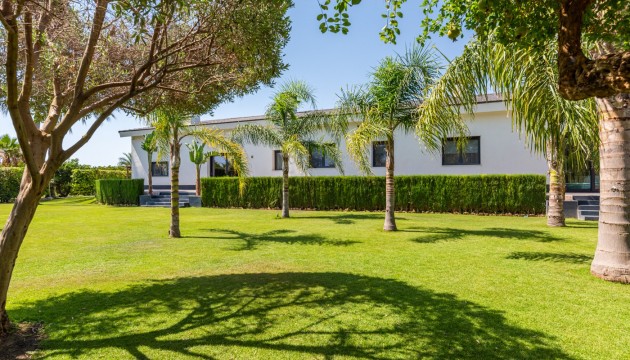 Begagnad - Fristående Villa - Santa Pola