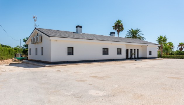Begagnad - Fristående Villa - Santa Pola
