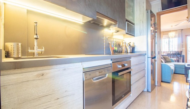 Resale - Duplex - Torrevieja - La Siesta - El Salado -  Torreta