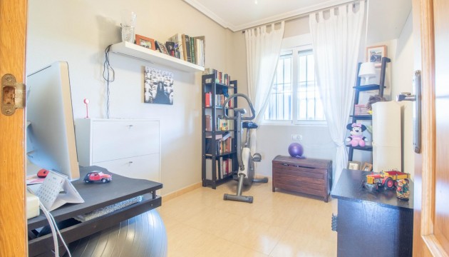 Resale - Duplex - Torrevieja - La Siesta - El Salado -  Torreta