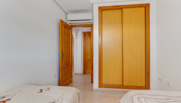 Resale - Apartment - Orihuela Costa - Playa Flamenca
