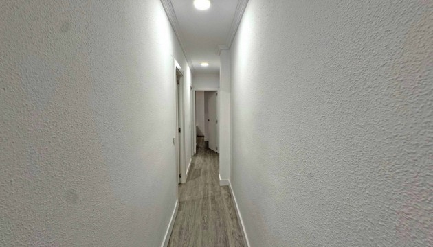 Перепродажа - Квартира - Torrevieja