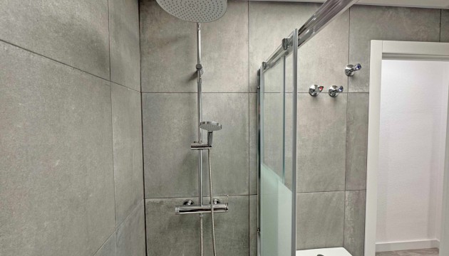 Перепродажа - Квартира - Torrevieja