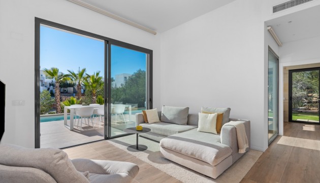 Reventa - Chalet Independiente - Las Colinas Golf