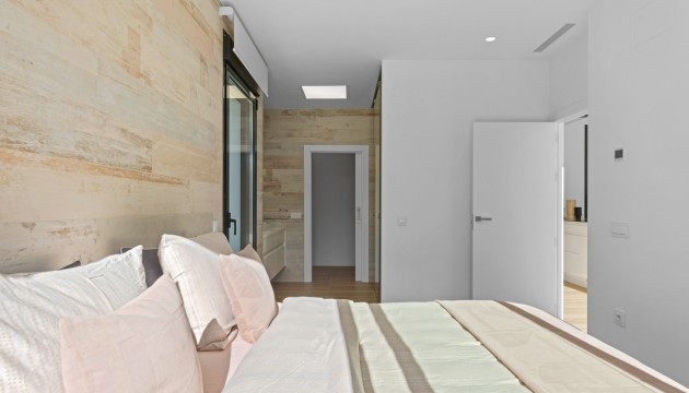 Reventa - Chalet Independiente - Las Colinas Golf