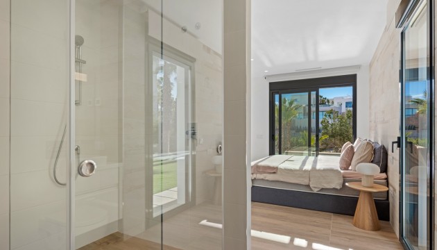 Reventa - Chalet Independiente - Las Colinas Golf