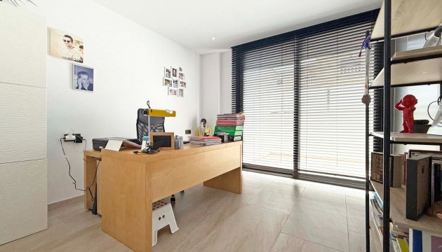 Videresalg - Detached Villa - Orihuela Costa - Villamartín