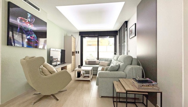 Videresalg - Detached Villa - Orihuela Costa - Villamartín