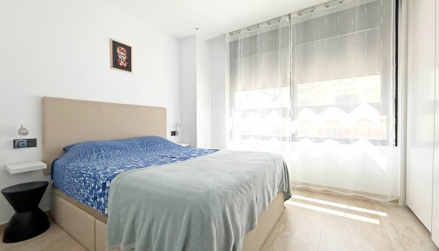 Videresalg - Detached Villa - Orihuela Costa - Villamartín