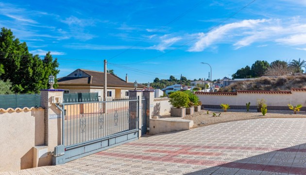 Resale - Detached Villa - Almoradi - Almoradí