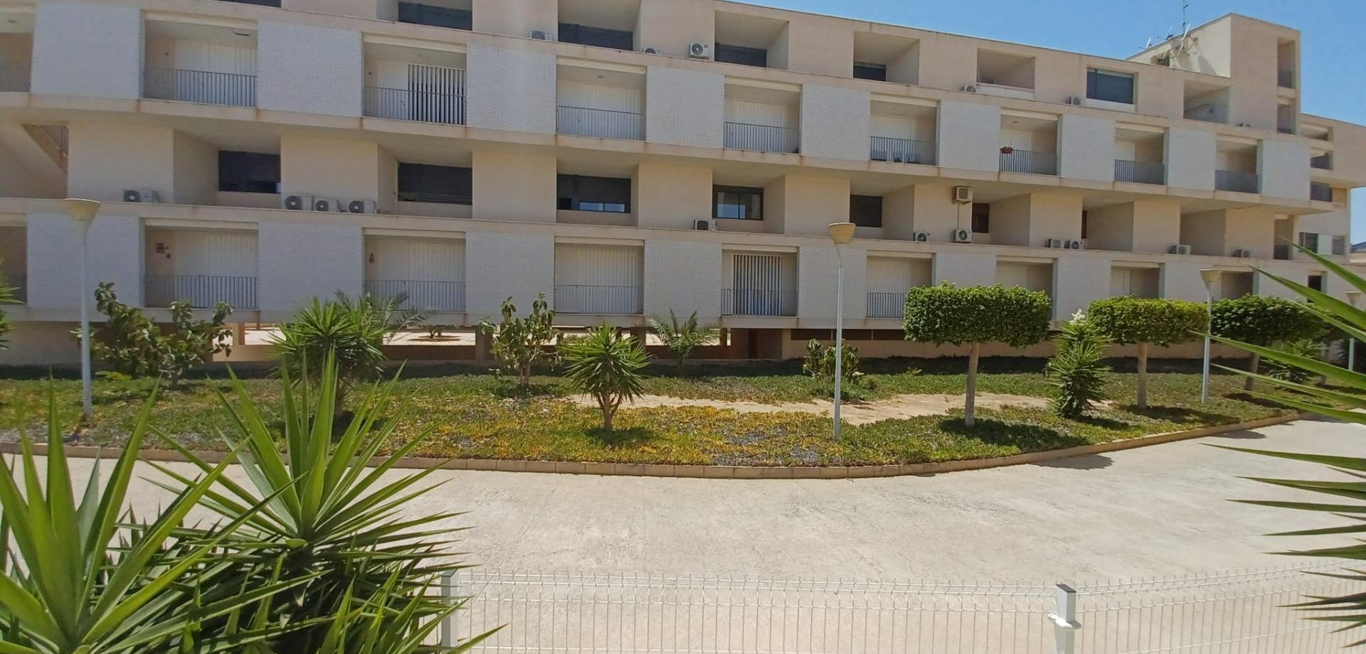 Apartment in Urbanizacion los Balcones - view 1