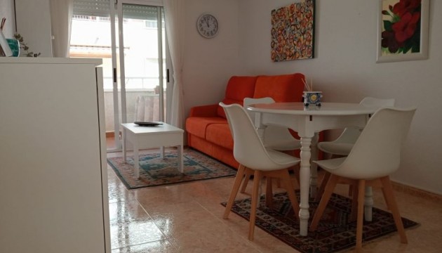 Herverkoop - Apartment - Torrevieja