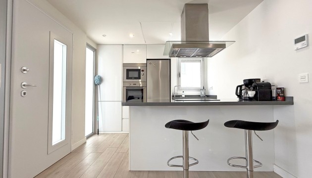 Resale - Semi Detached Villa - Orihuela Costa - Los Dolses