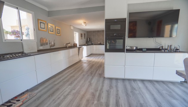 Herverkoop - Country House - Los Montesinos