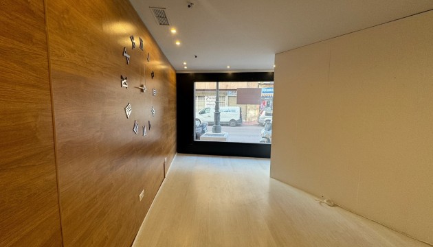 Begagnad - Kommersiell - Guardamar del Segura