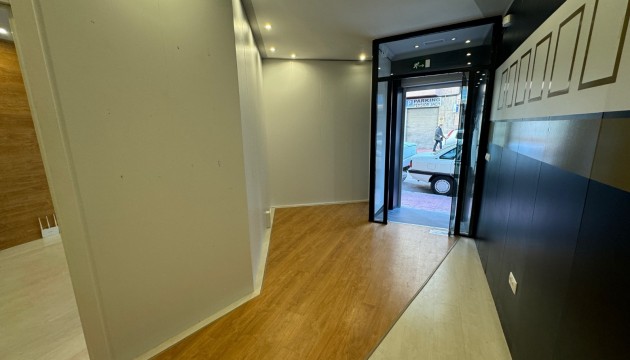 Begagnad - Kommersiell - Guardamar del Segura