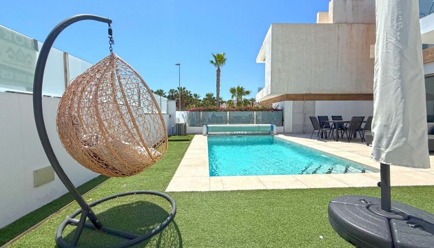 Reventa - Chalet Independiente - Orihuela Costa - Villamartín